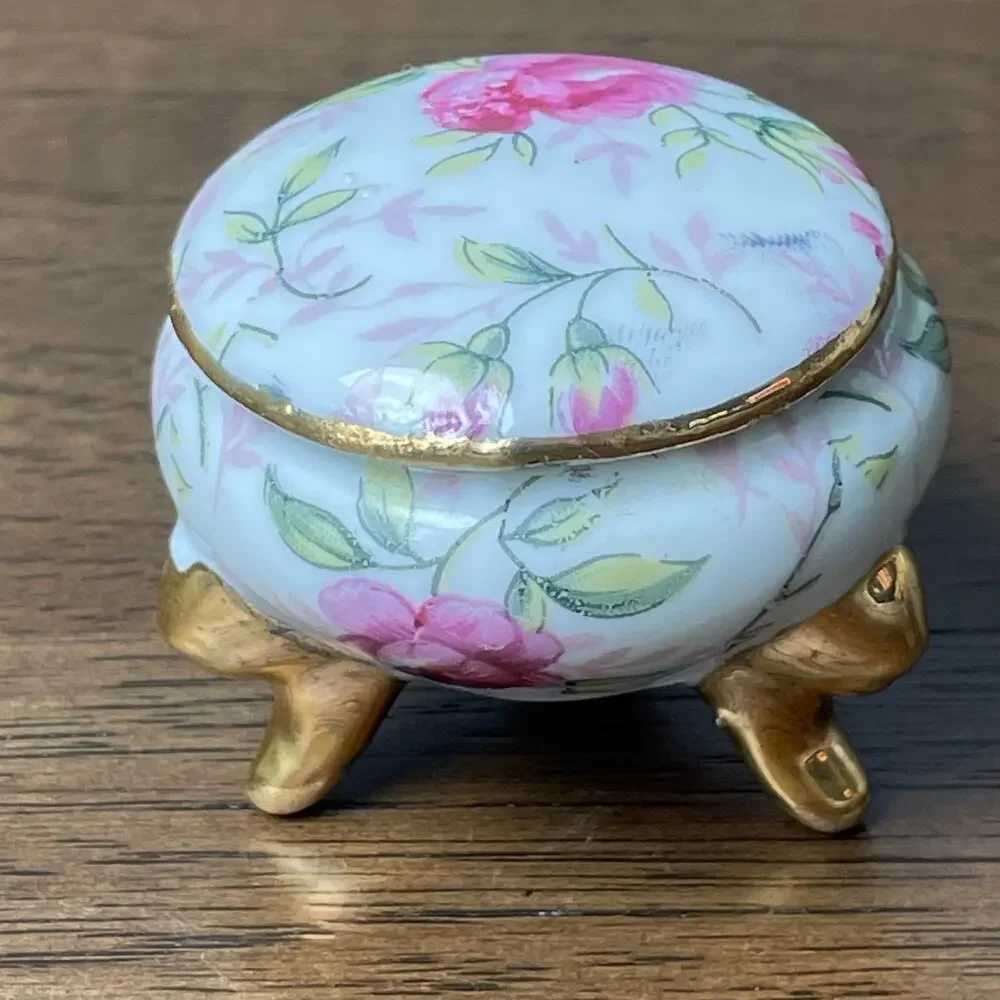 Floral Porcelain Footed Trinket Box Vtg Mini Lidded Bowl Roses Gold Gilt 1239